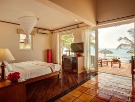 Beach Front Bungalow2