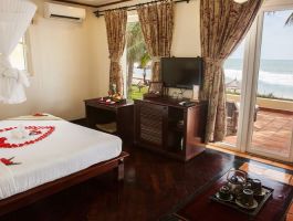 Beach Front Bungalow3