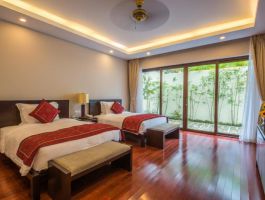 4BR Villa Garden View1