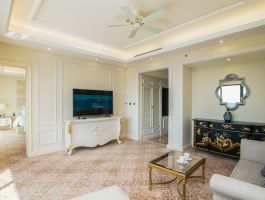 Deluxe Suite Ocean View3