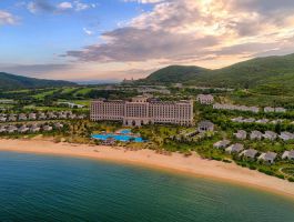 Voucher Vinpearl Discovery Rockside Nha Trang 