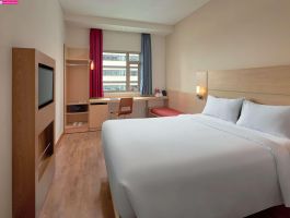 Quận 7 iBis Saigon South phòng đơn + 1 buffet sáng