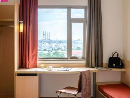 Quận 7 iBis Saigon South phòng đơn + 1 buffet sáng